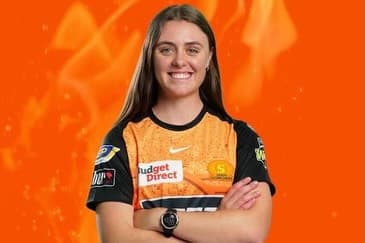 Zoe Britcliffe โ Cricket Coach Perth